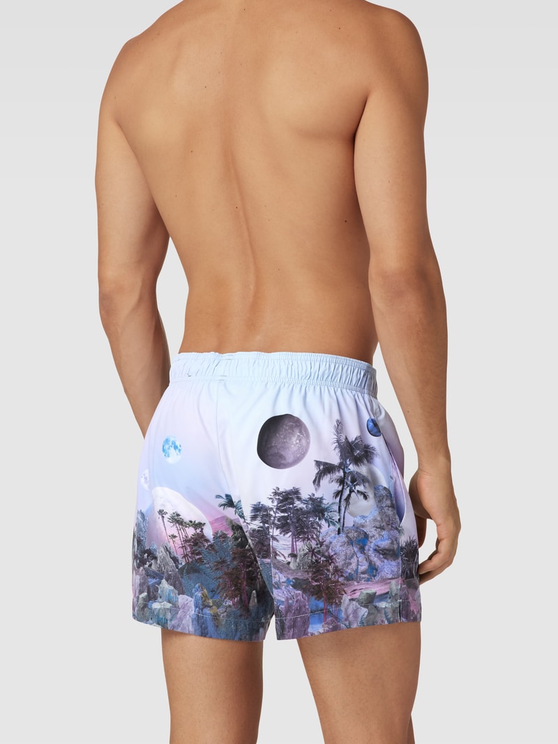 Badehose mit Allover-Muster Modell 'SUNCHI' in flieder