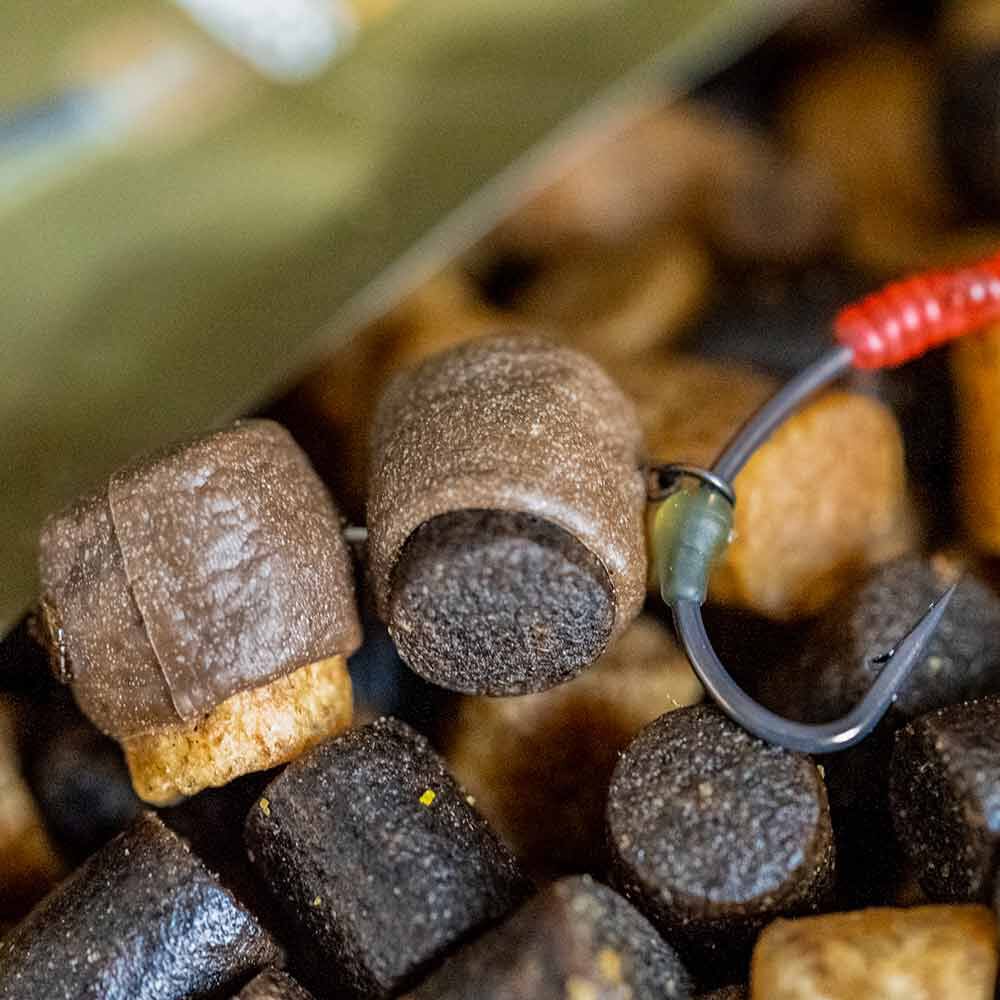 Jäljitelmät pelletistä Toistettavat Elvytetyt Pellet Caves (12 kpl)