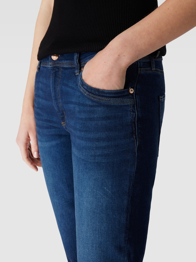 Hose mit Label-Detail in dunkelblau