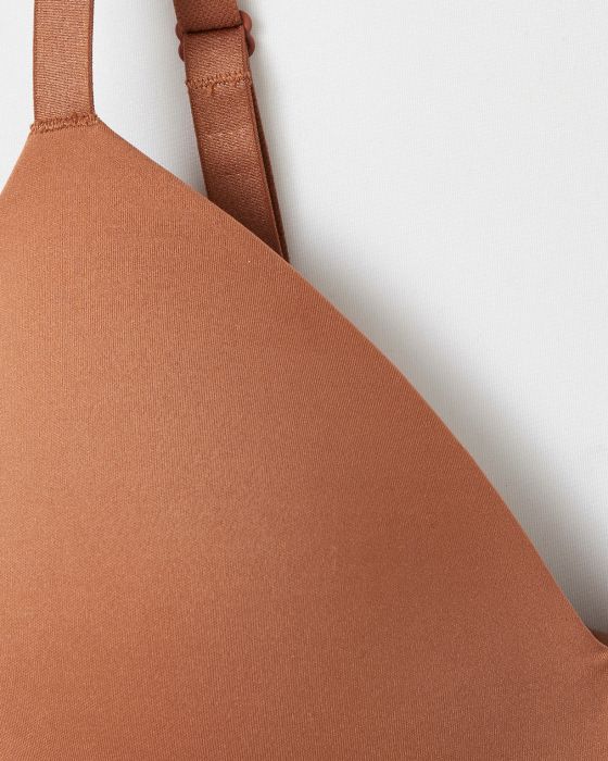 Soutien-gorge invisible* sans armatures