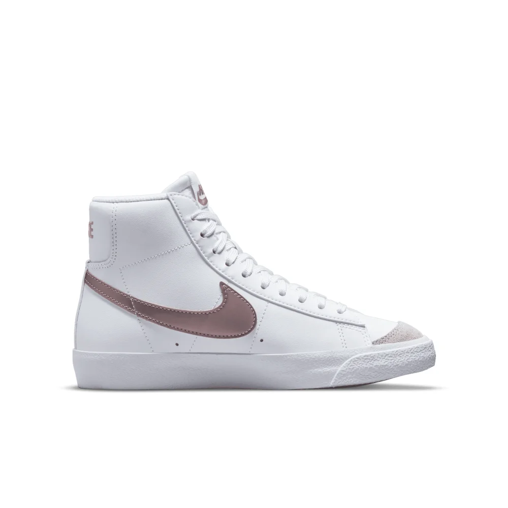 Nike Blazer Mid 77 GS DA4086-105 / weiss