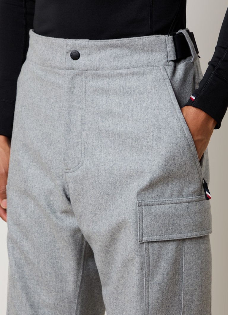 Moncler Egyenes szabású sínadrág szűz gyapjúból, fedő zsebekkel