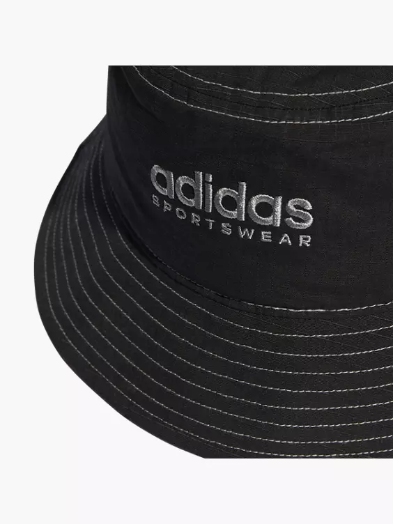 adidas Hut