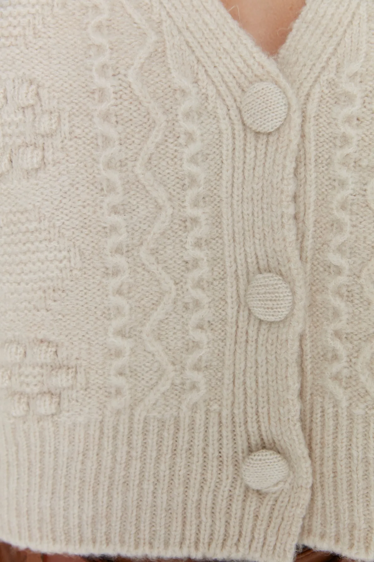 Trendyol Collection  Steinweicher strukturierter Strickpullover TWOAW22BZ0033