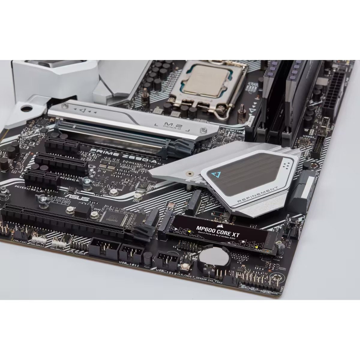 Corsair MP600 CORE XT 4TB SSD interne Gaming-SSD (4TB) 5000 MB/S Lesegeschwindigkeit, 4400 MB/S Schreibgeschwindigkeit