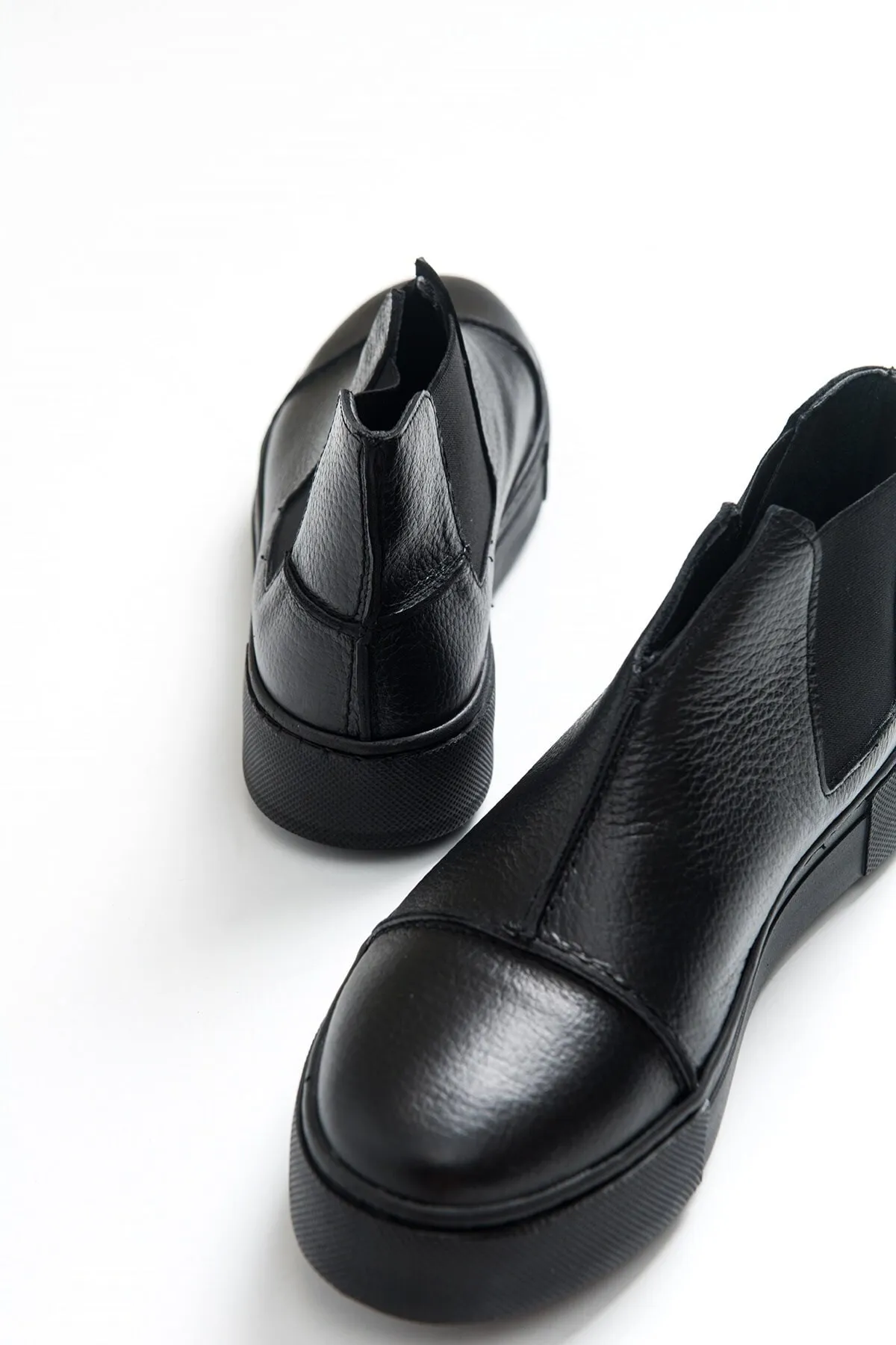 LuviShoes  110 Damen-Sneaker aus schwarzem Leder