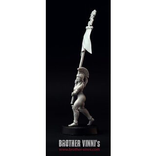 Greek Amazon Standard-bearer (28 mm)