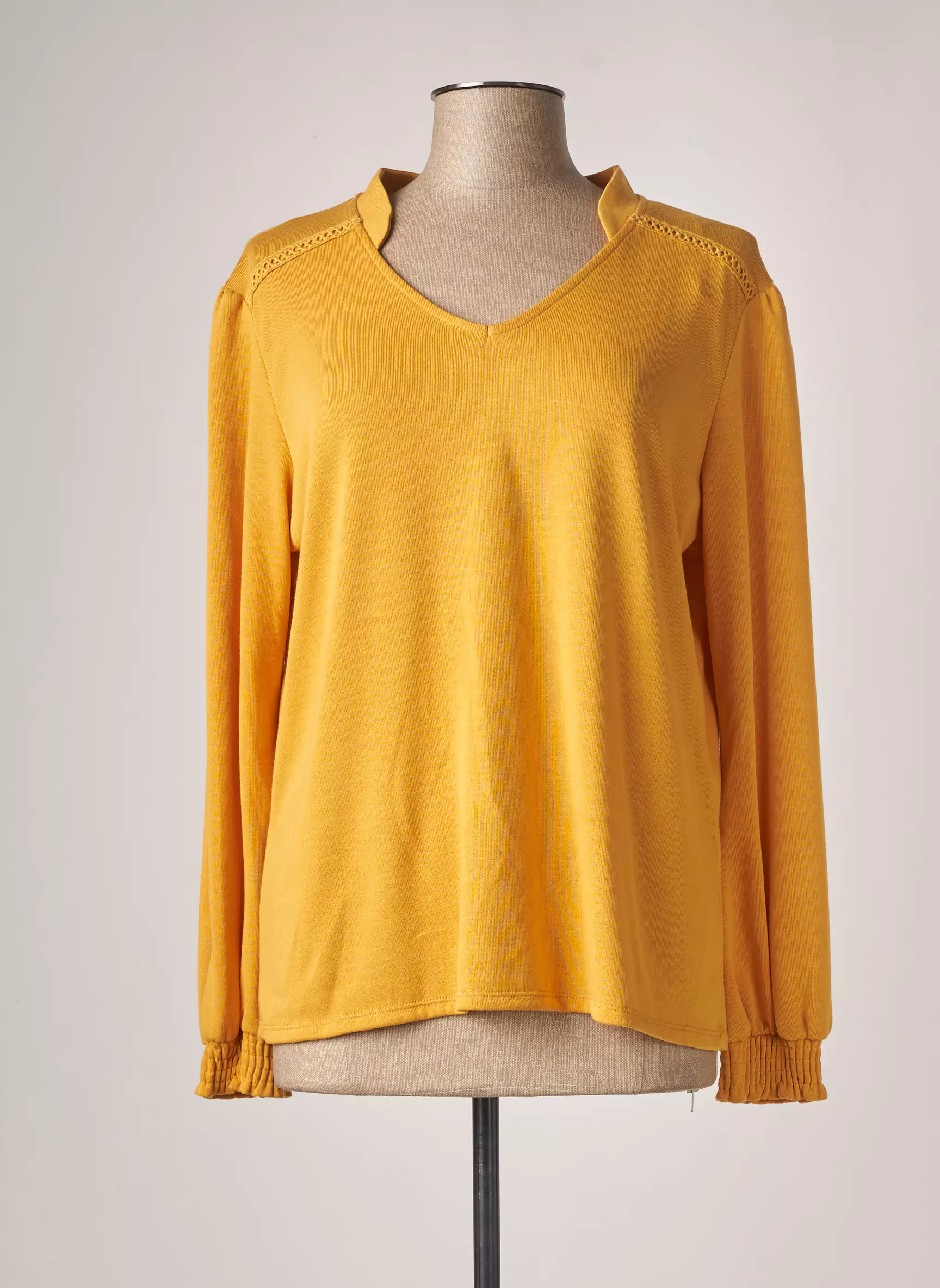 Julie Guerlande Pulls Femme couleur jaune