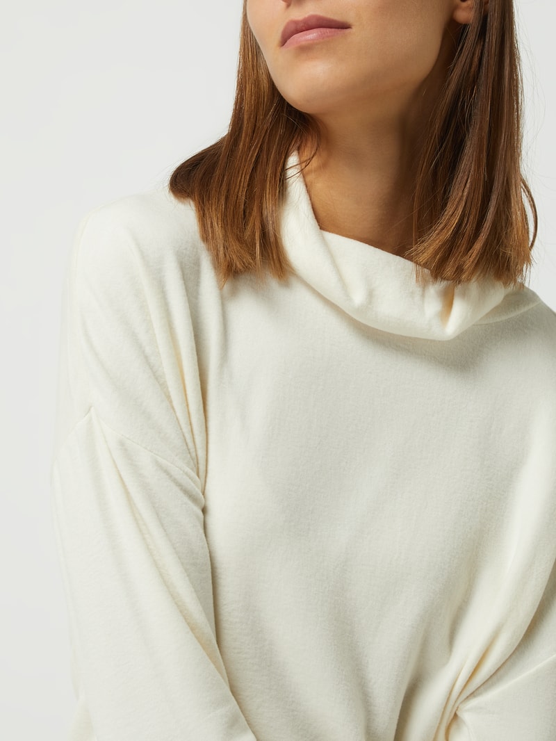 Sweatshirt mit Rollkragen in offwhite