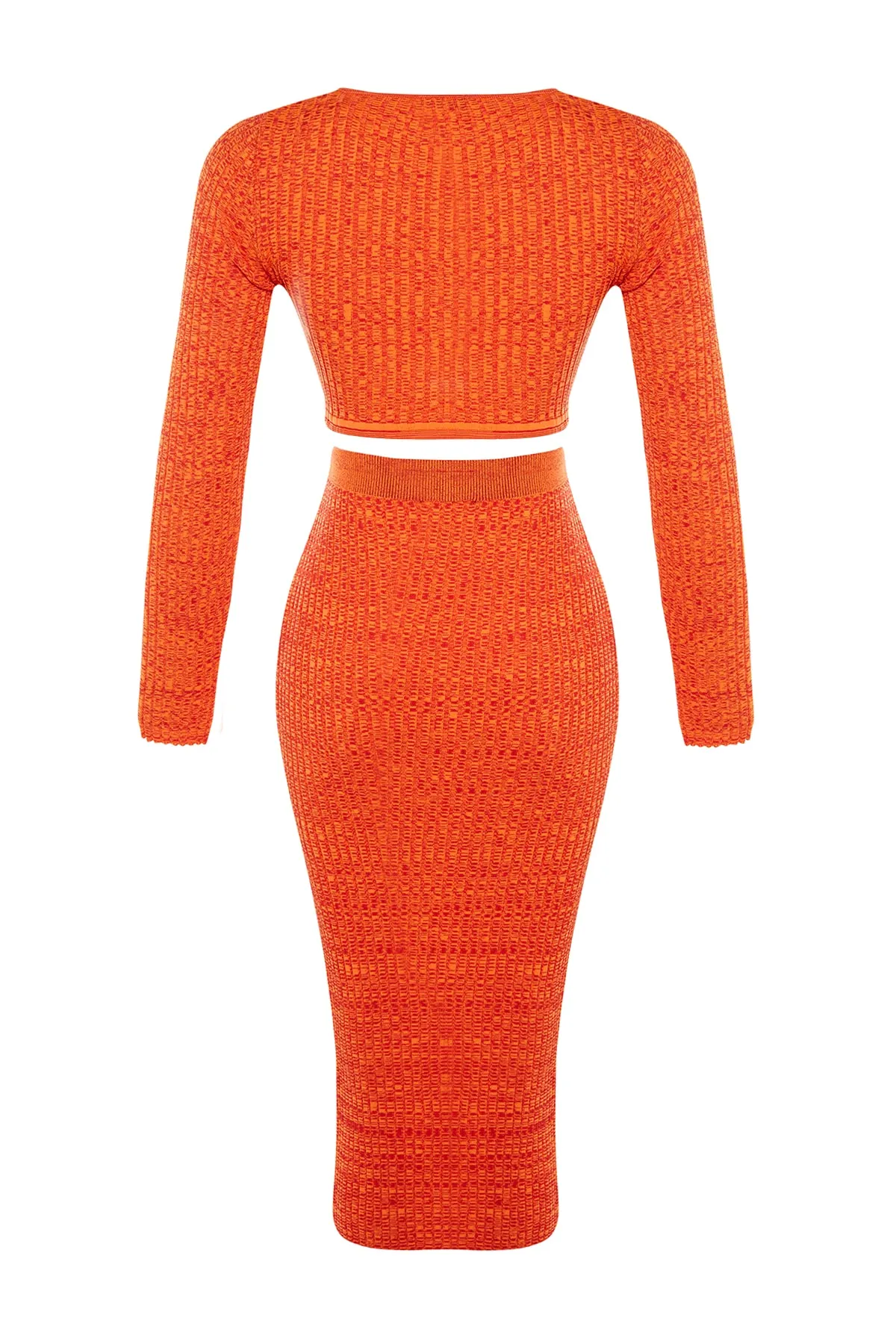 Trendyol Collection  Oranges Super Crop Strickoberteil und -unterteil-Set mit Krawatte und Rock TWOAW22EL0543