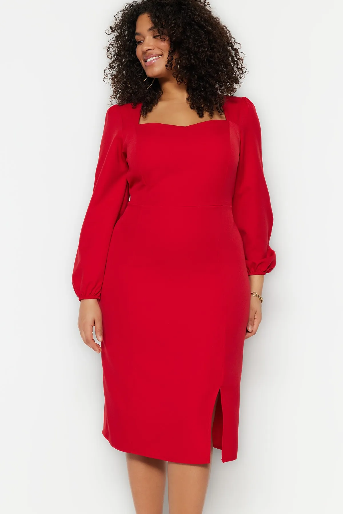 Trendyol Curve  Rotes, gewebtes Kleid mit Schlitz und Schnürung TBBSS23AH00184