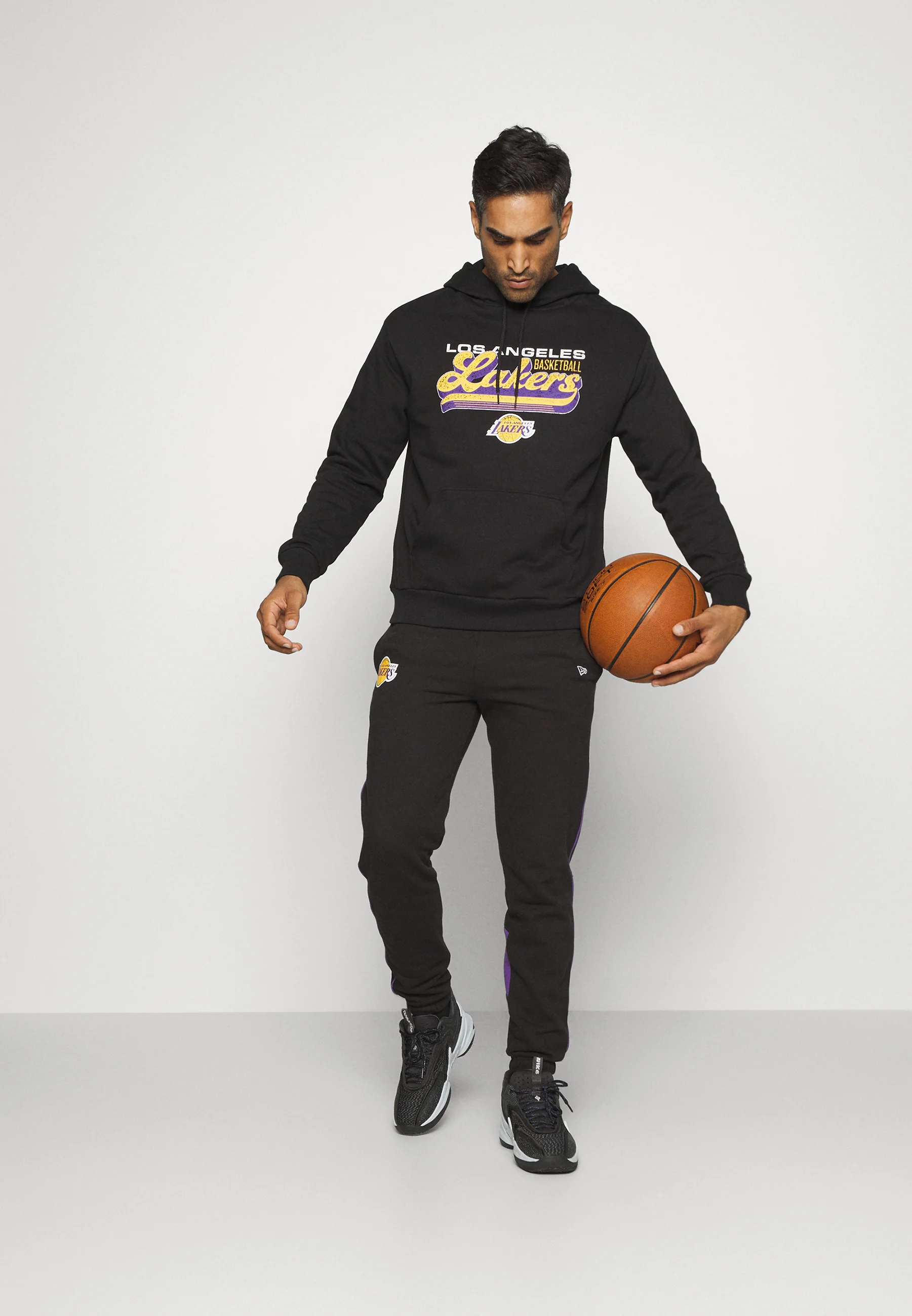 Pantalones deportivos con inserto NBA LOS ANGELES LAKERS de New Era - Equipo