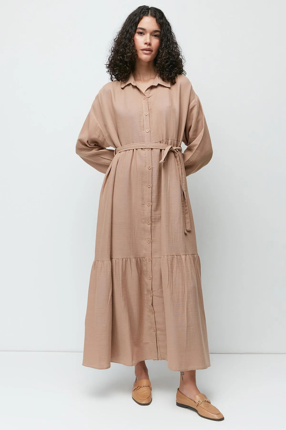 C&City  Langarmkleid aus Bio-Baumwollmusselin 9128 Beige