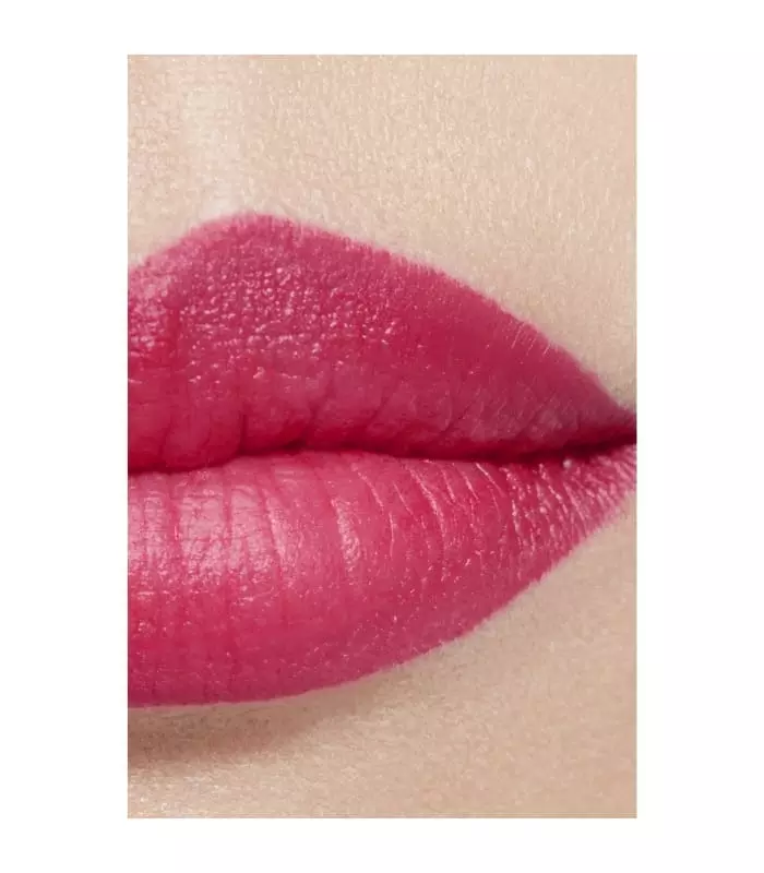 ROUGE ALLURE VELVET Le Rouge Velours Lumineux