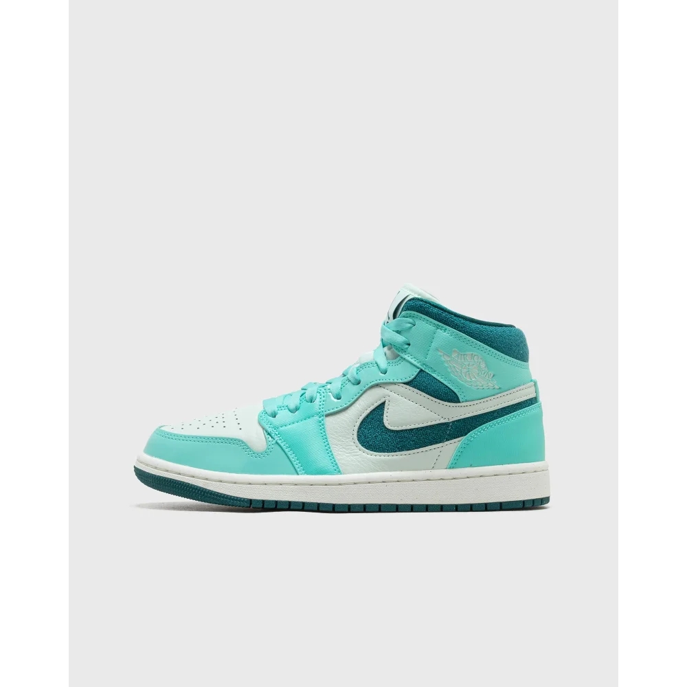NIKE JORDAN Air 1 SE WMNS Mid DZ3745-300 / grün