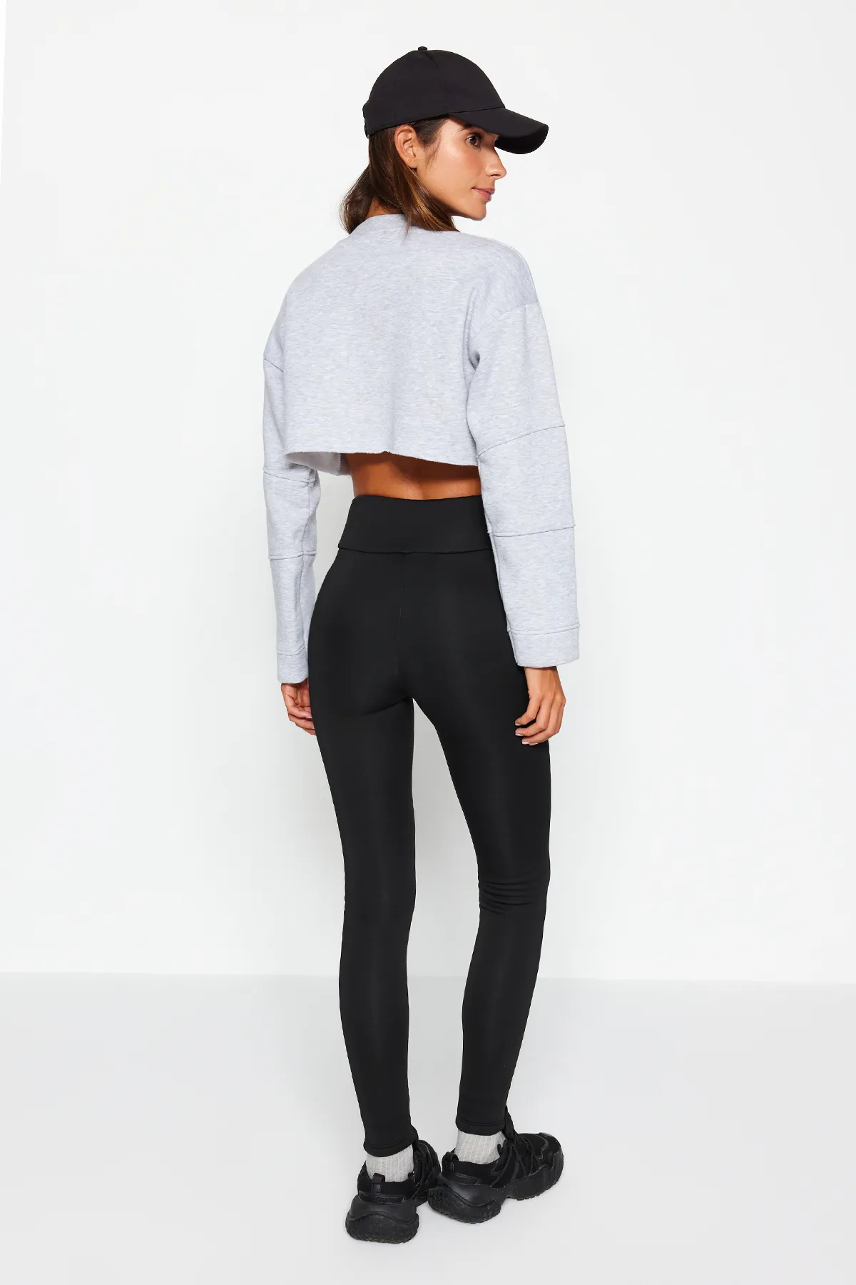 Trendyol Collection  Winter Essentials/Ski Collection Schwarze, plüschgefütterte Strumpfhose in voller Länge THMAW24TY00077