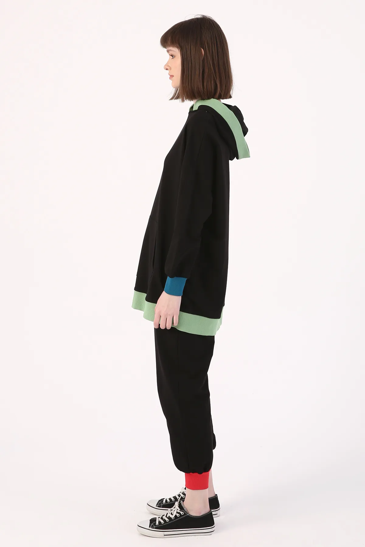 ALLDAY  Schwarzer, bunter Camisole-Trainingsanzug mit Kapuze