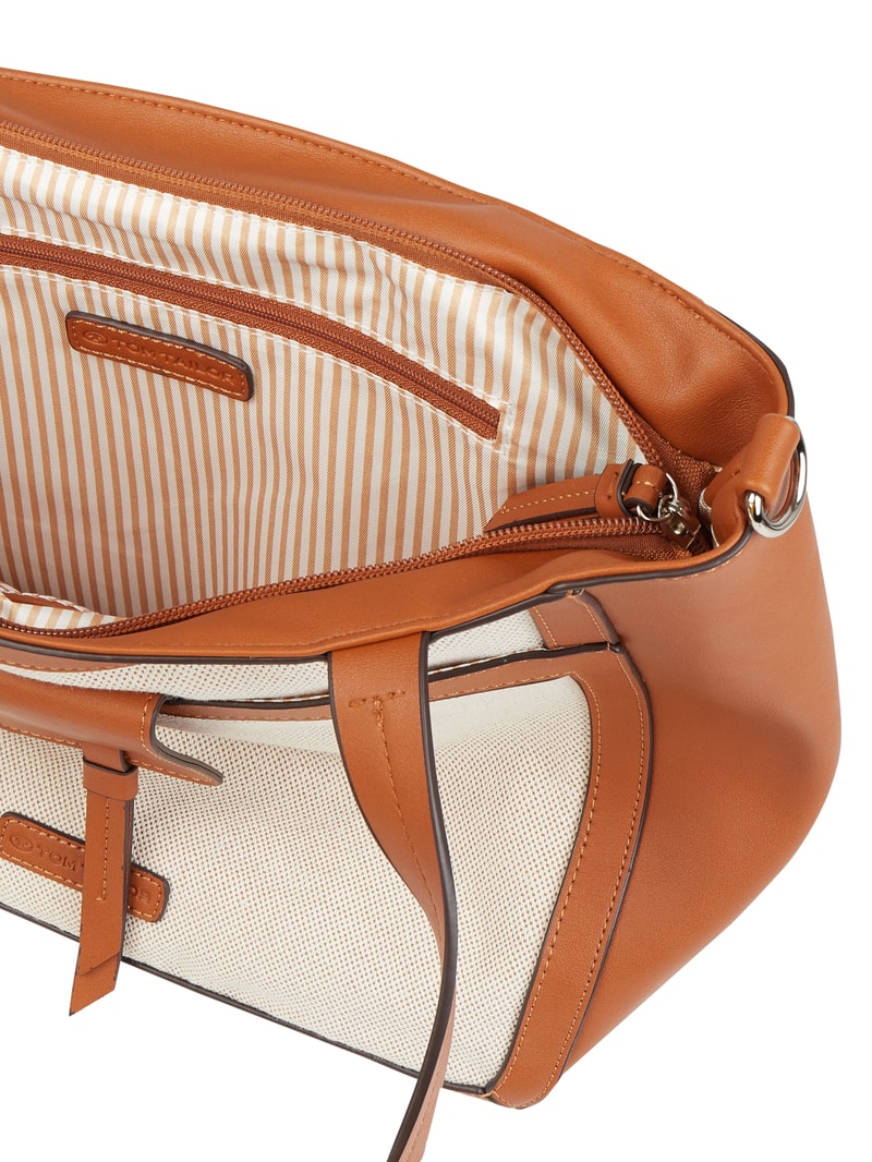 Shopper in Leder-Optik in sand
