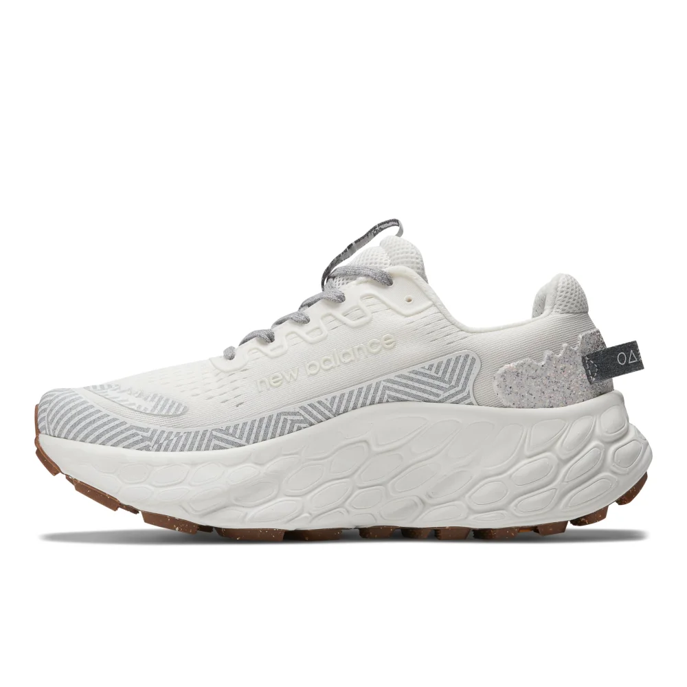 New Balance Fresh Foam X Trail More v3 MTMORUD / weiss