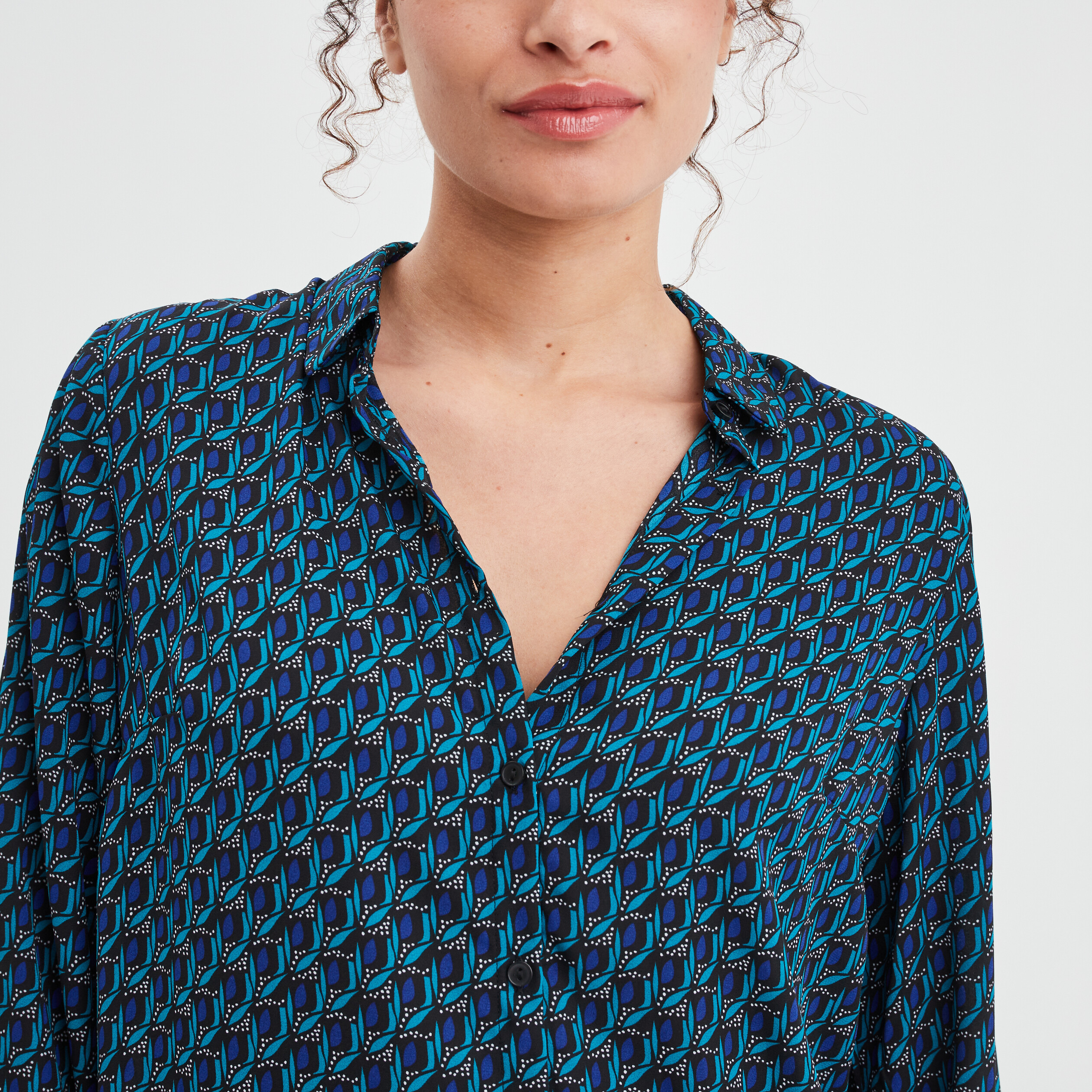 Chemise manches longues en crêpe bleu marine femme | La Halle