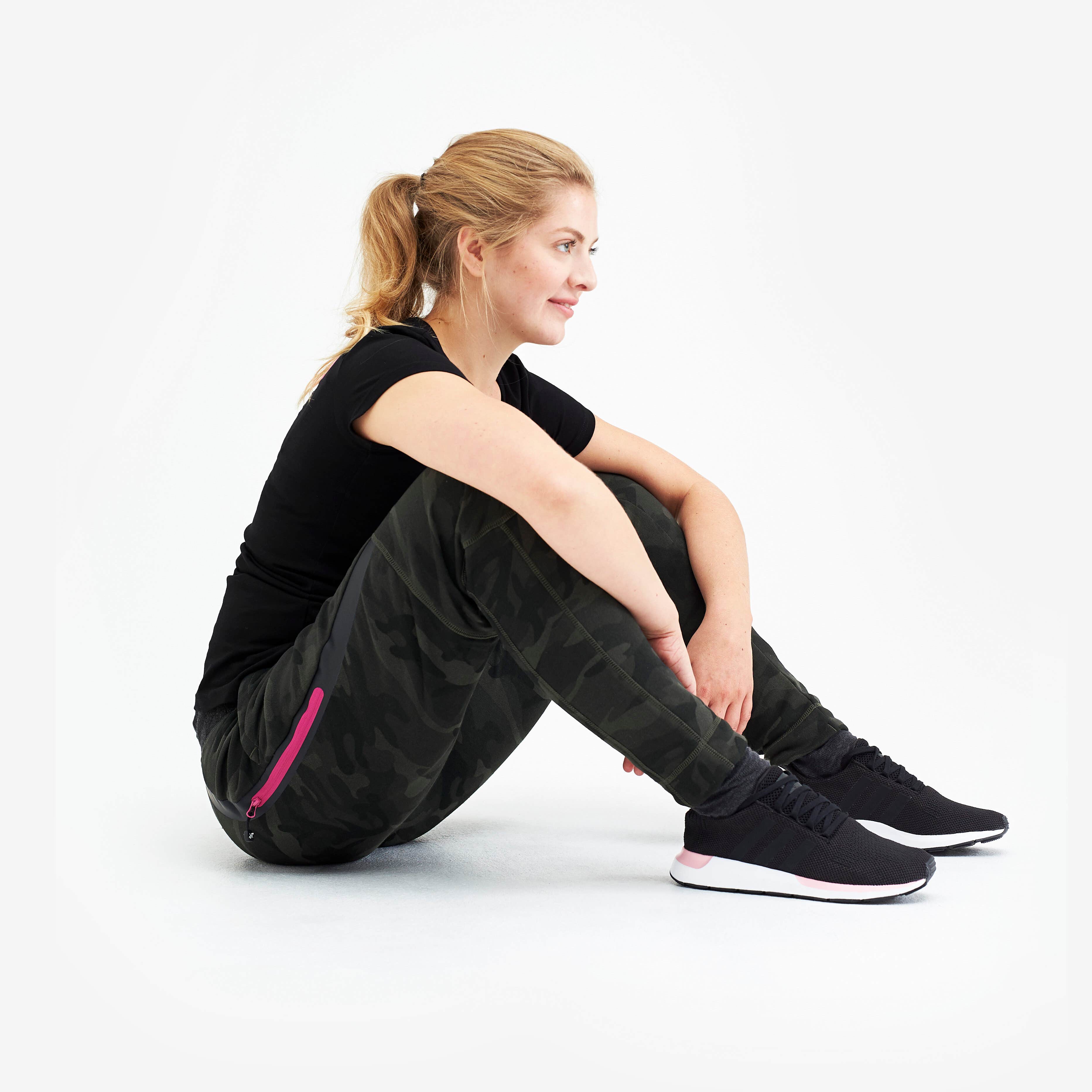 Street Jogger Femme Dark Camo