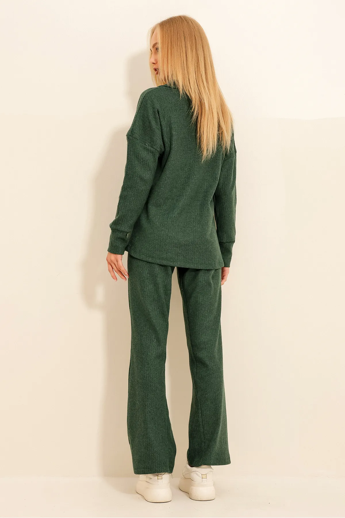 Trend Alaçatı Stili  Walnussgrünes Polo-Top und Palazzo-Hose für Damen aus Strickober- und -unterteil im Set ALC-796-001