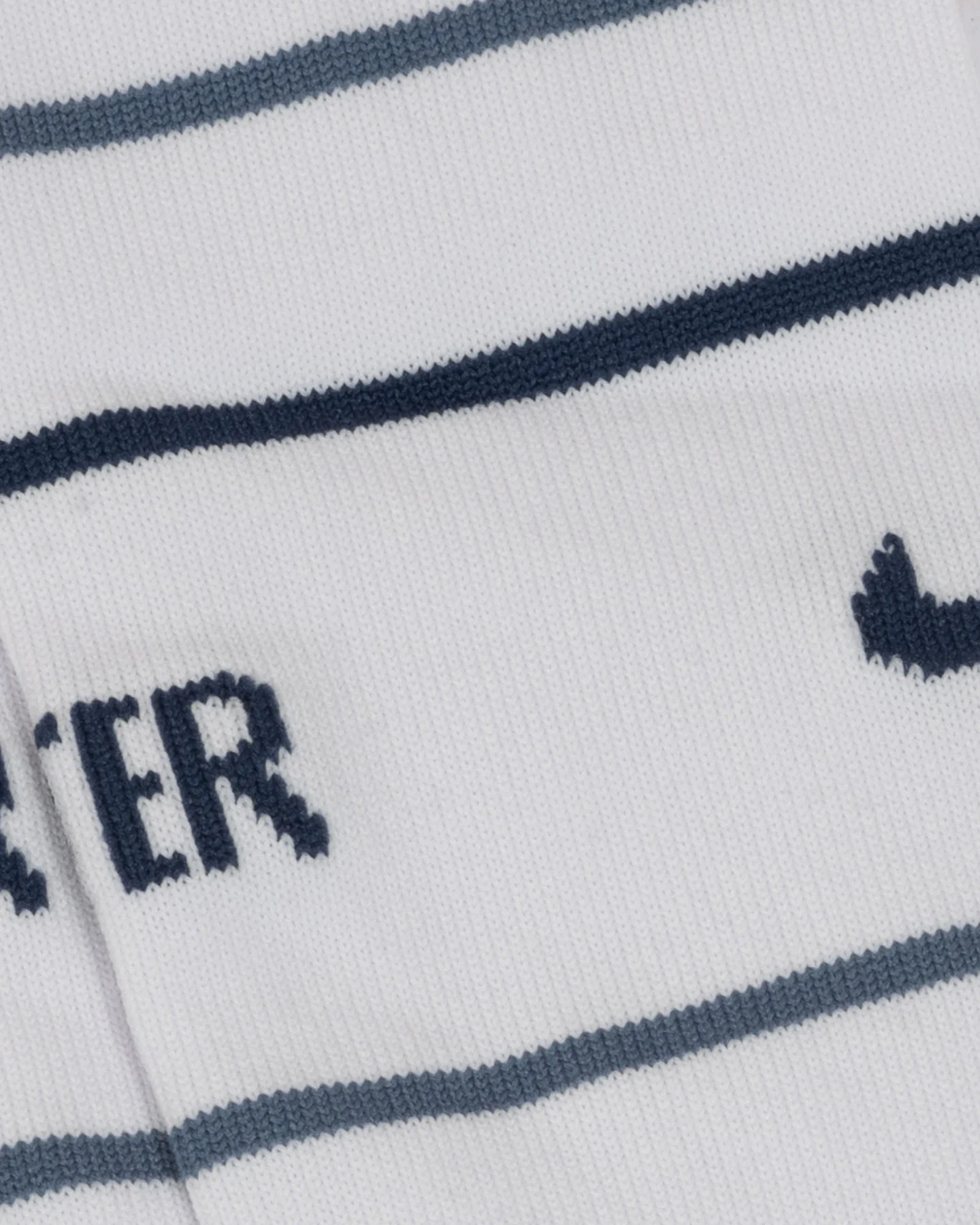 Oficiálne futbalové oblečenie Nike Inter 24-25 Away Jr FN9202-122