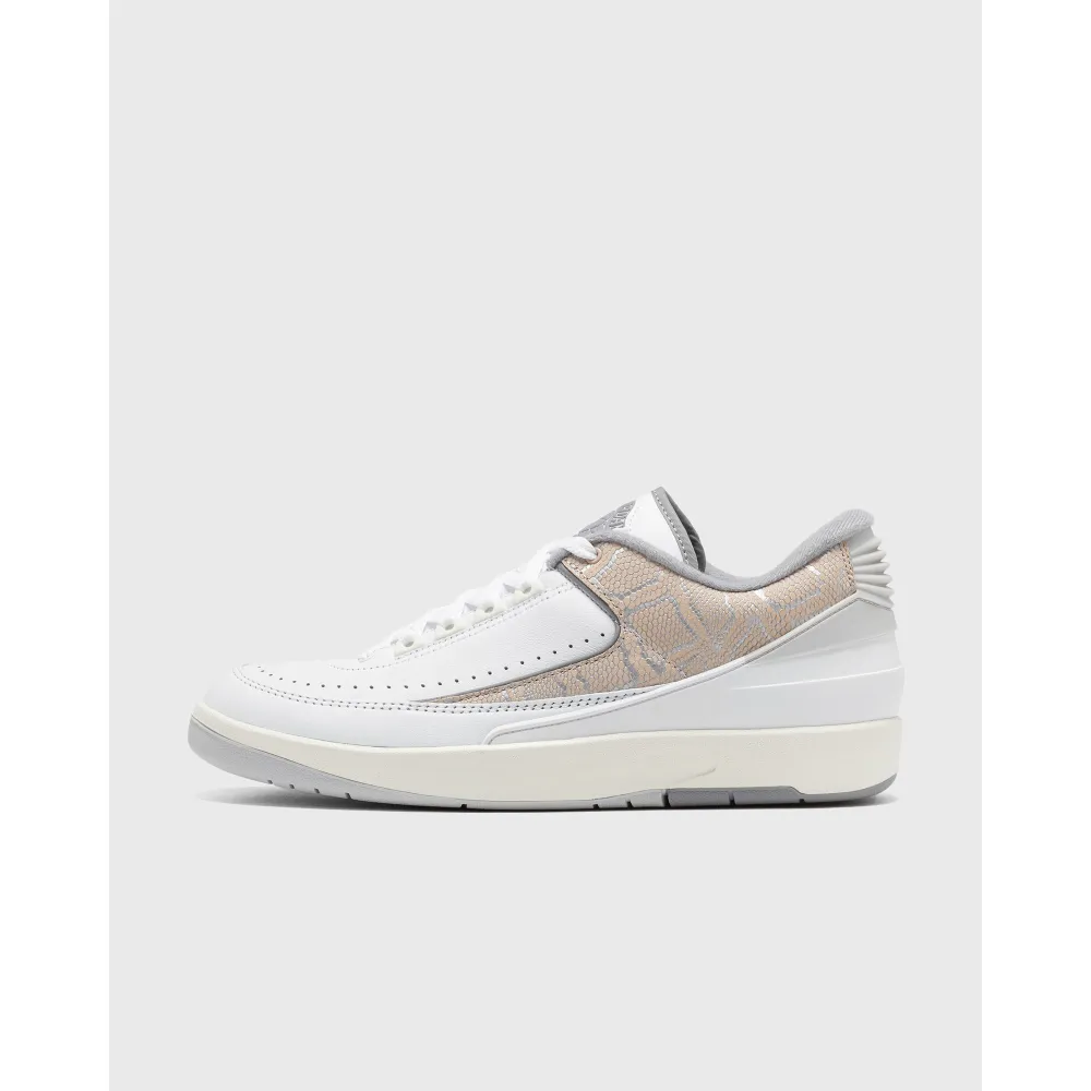 NIKE JORDAN 2 Retro Low DV9956 100 / weiss