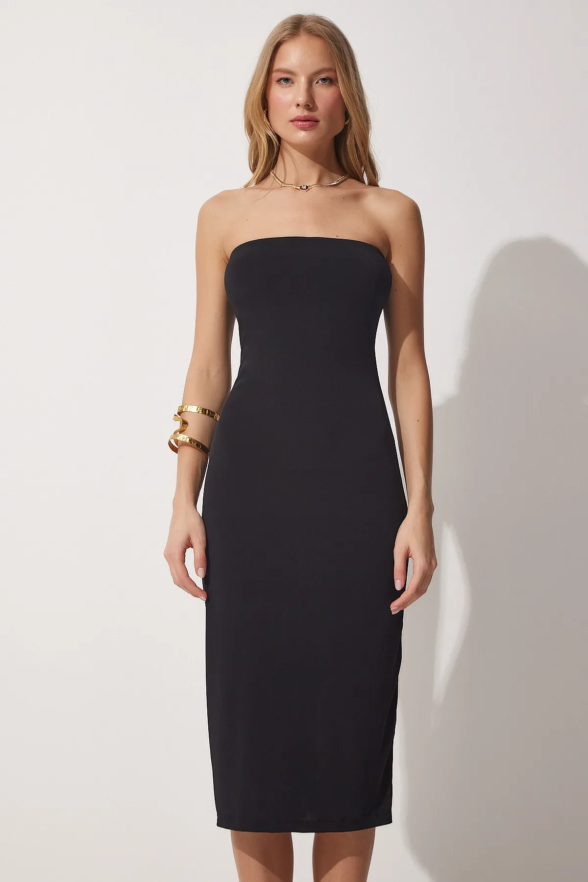 Happiness İstanbul  Trägerloses Sandy-Strickkleid
