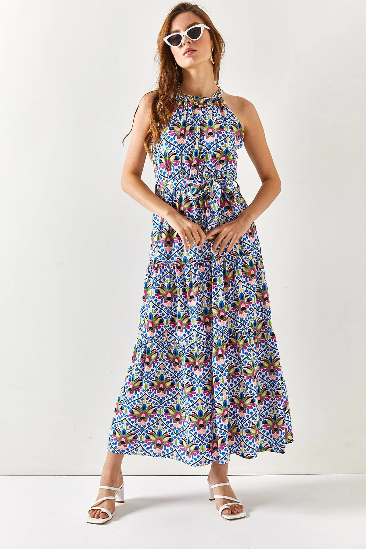 Olalook  Saks Blue Powder Neckholder-Kleid aus gewebtem Viscon mit Gürtel und Gürtel ELB-19001548 für Damen