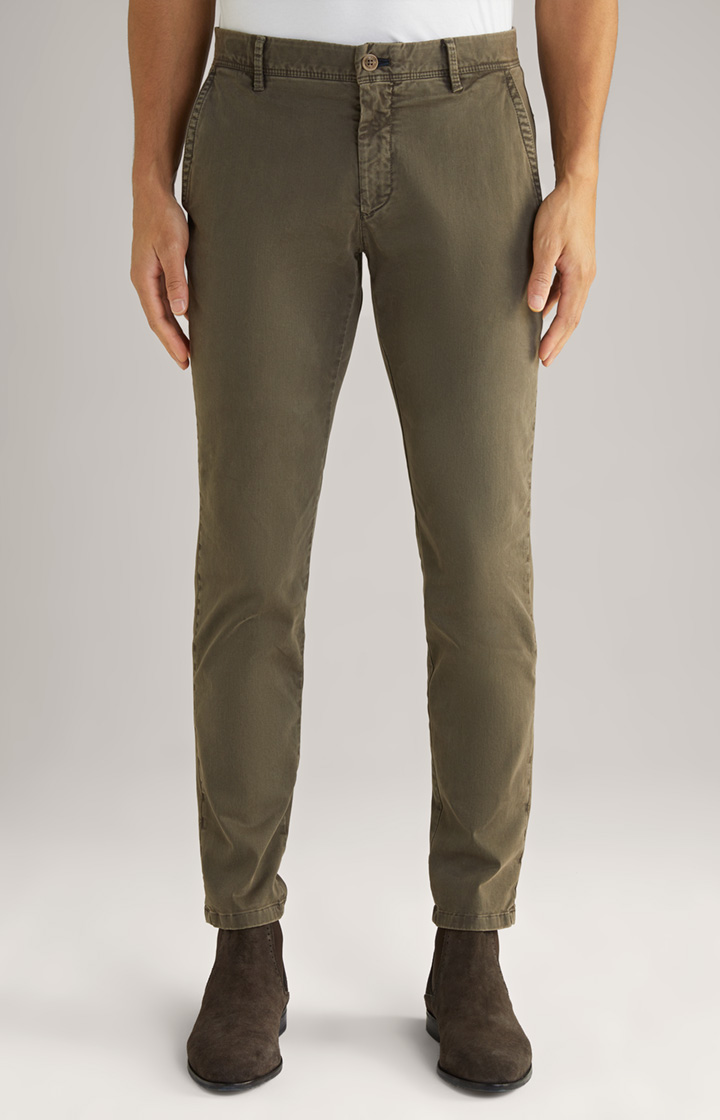 Chino Matthew in Oliv