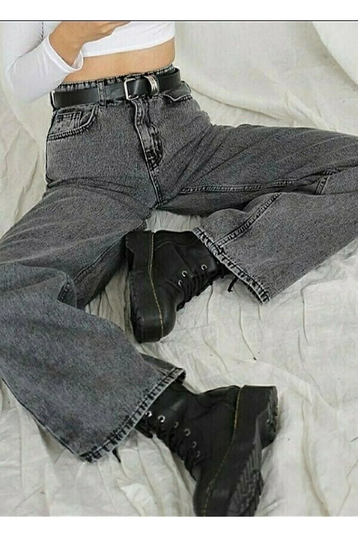 Livik  Locker geschnittene Lycra-Jeans mit hoher Taille und weitem Bein