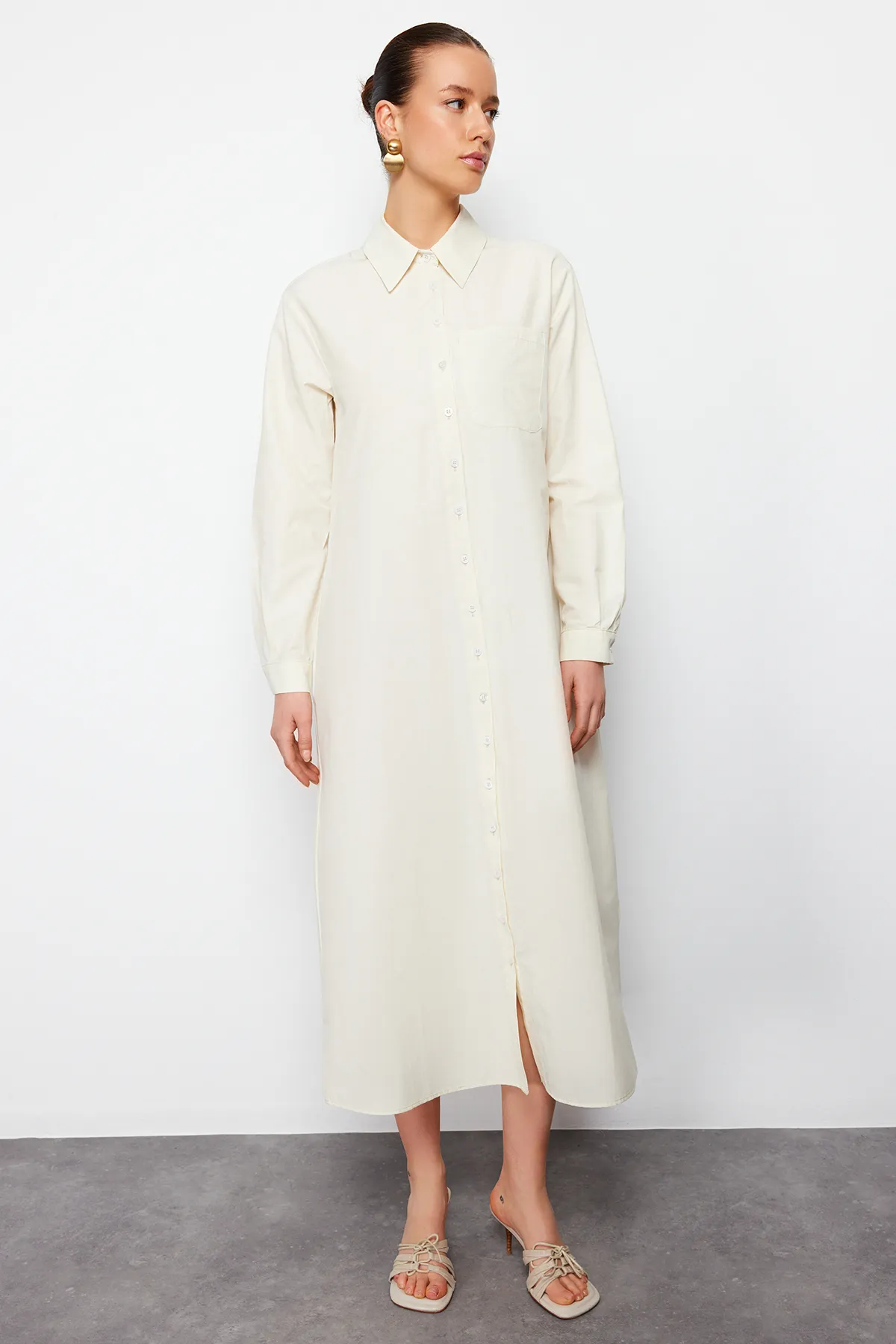 Trendyol Modest  Beiges Hemdblusenkleid - Leinwandgewebt TCTSS24EB00137