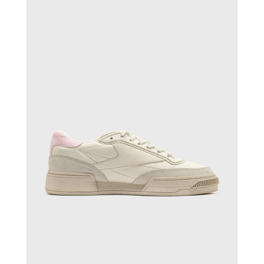 Reebok CLUB C LTD RMIA04DC99LEA0090130 / pink