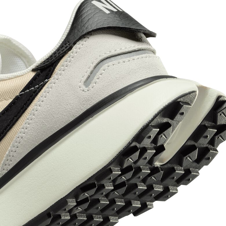 NIKE Wmns Phoenix Waffle 