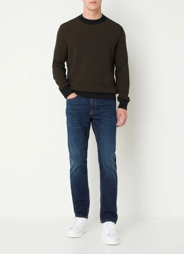Jeansy HUGO BOSS slim-fit, ciemne wyblaknięcie