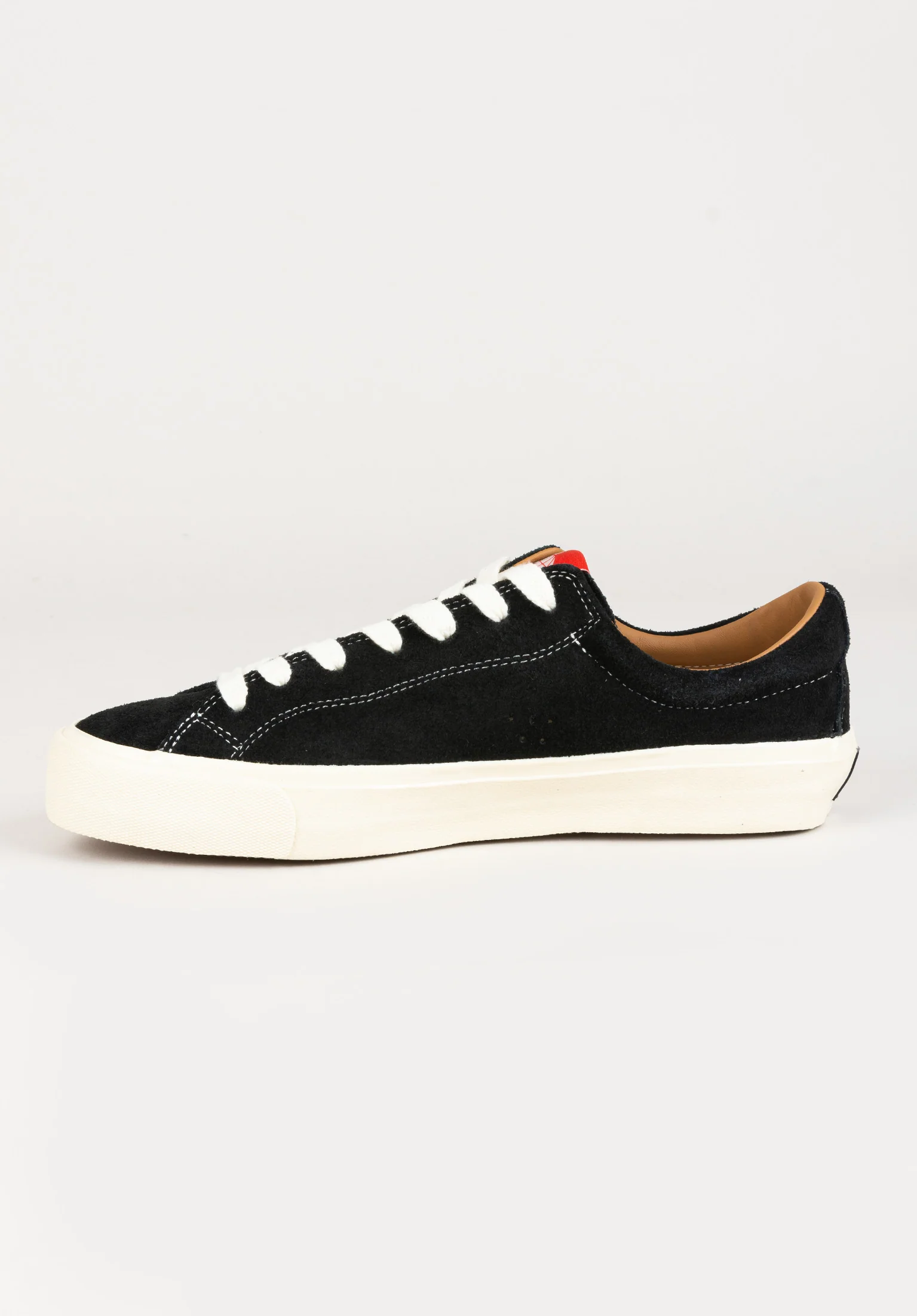VM003 Suede Low