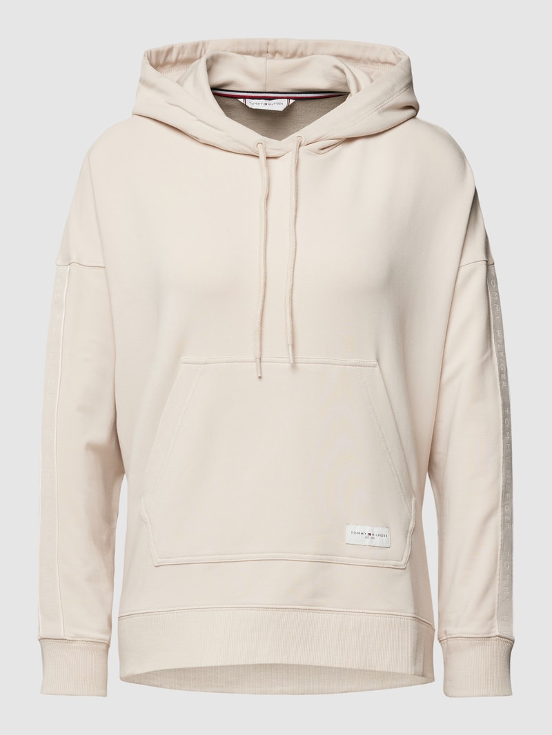 Hoodie mit Känguru-Tasche in beige