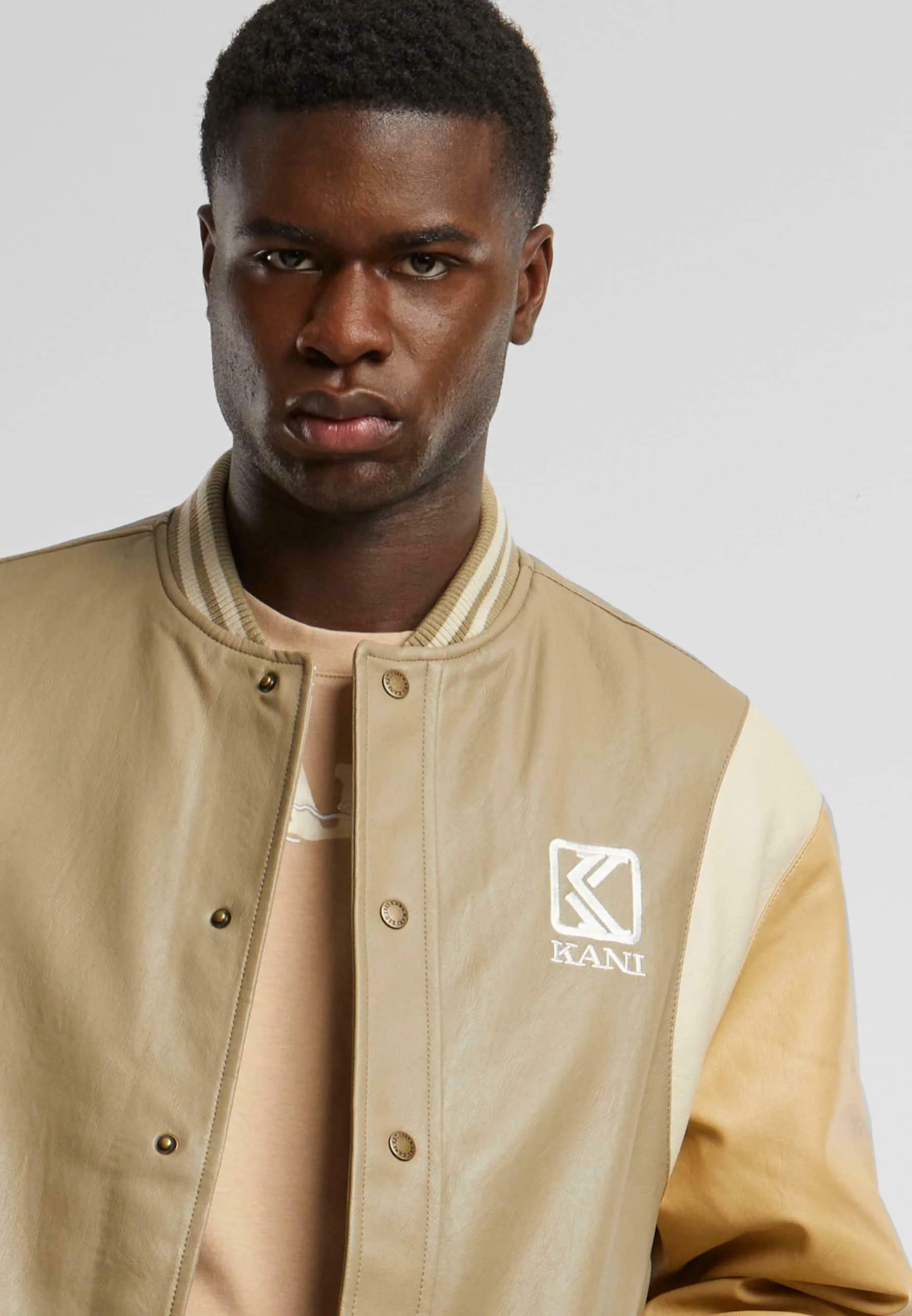 Karl Kani BLOCK FAKECOLLEGE - Chaqueta de piel sintética