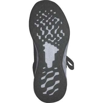 Nike Revolution 6 FlyEase Sneaker in schwarz