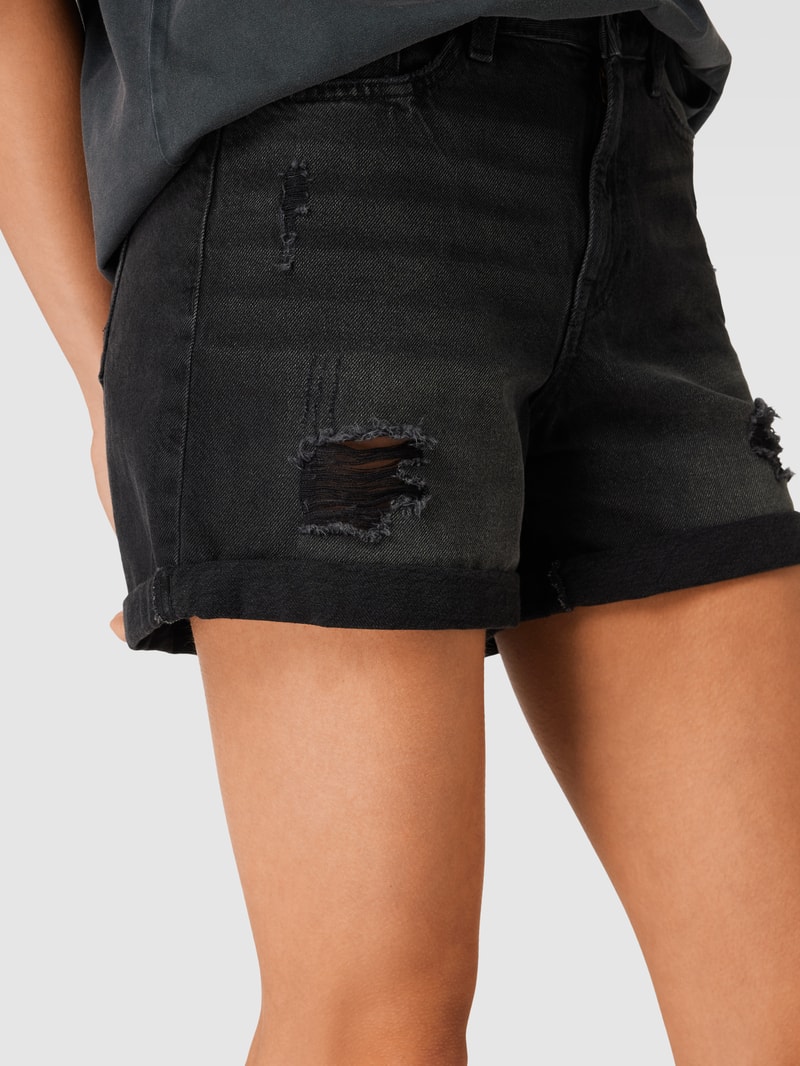Jeansshorts mit fixierten Beinumschlägen Modell 'SMILEY' in schwarz