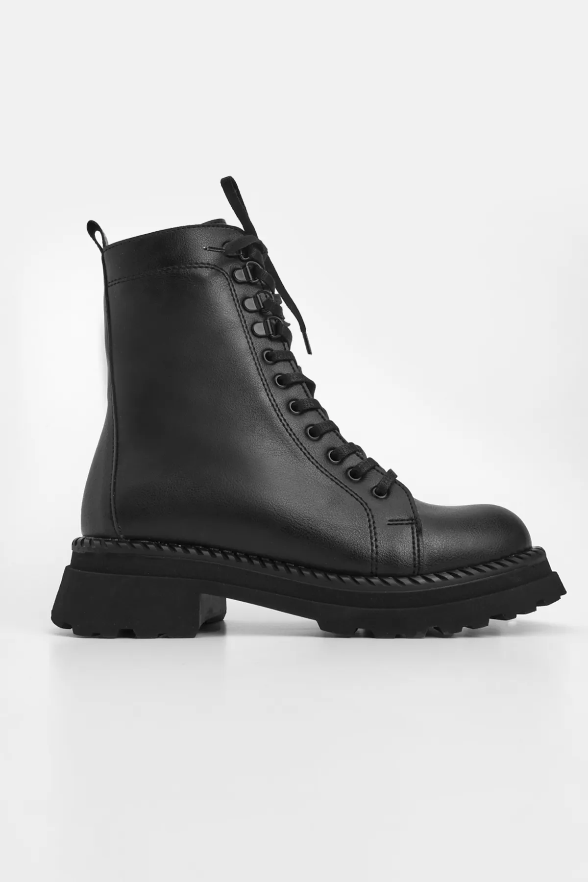 Marjin  Damenstiefeletten mit dicker Sohle Zohen Schwarz