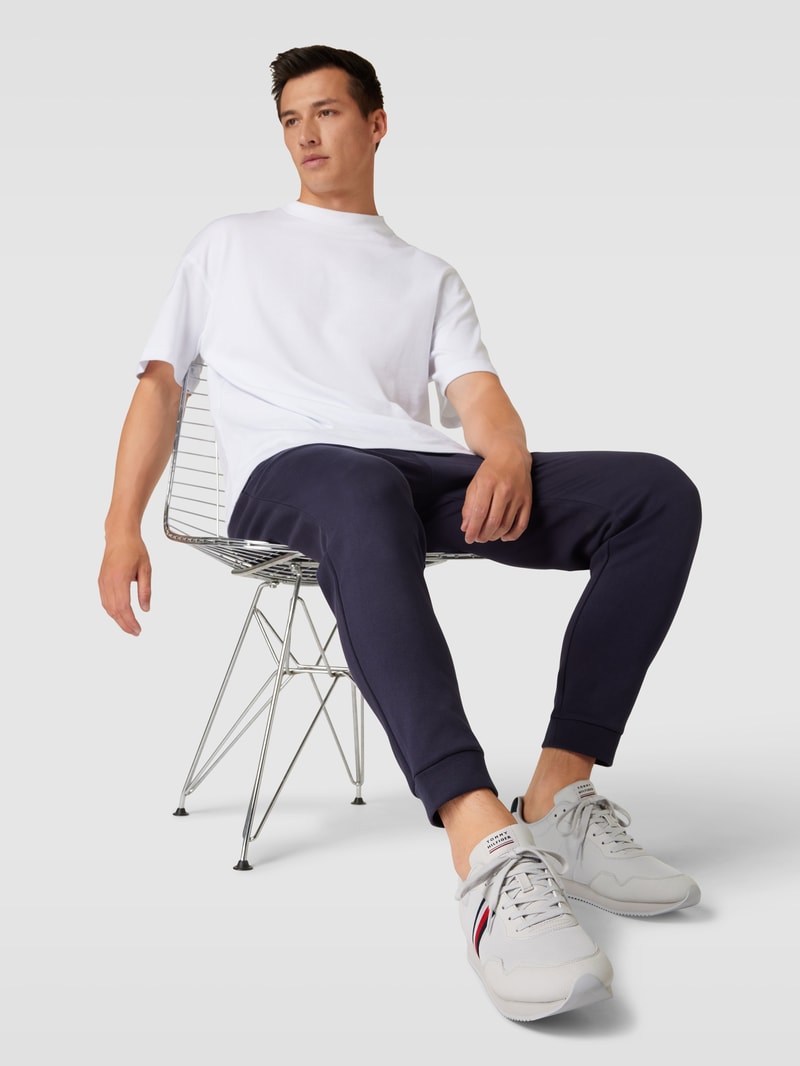 Sneaker mit Label-Detail Modell 'CORE' in weiß