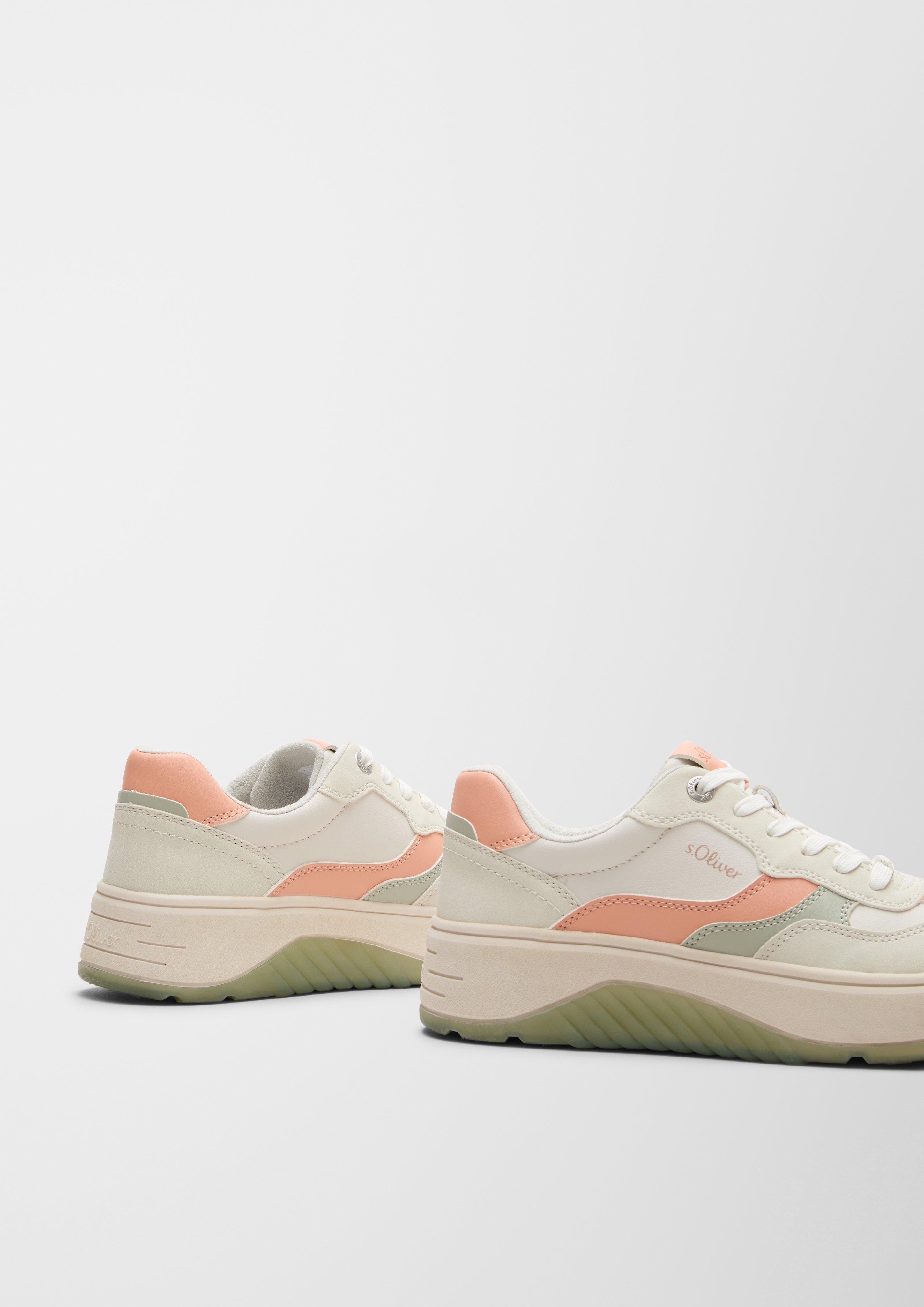 Sneaker aus Lederimitat  6007309-709