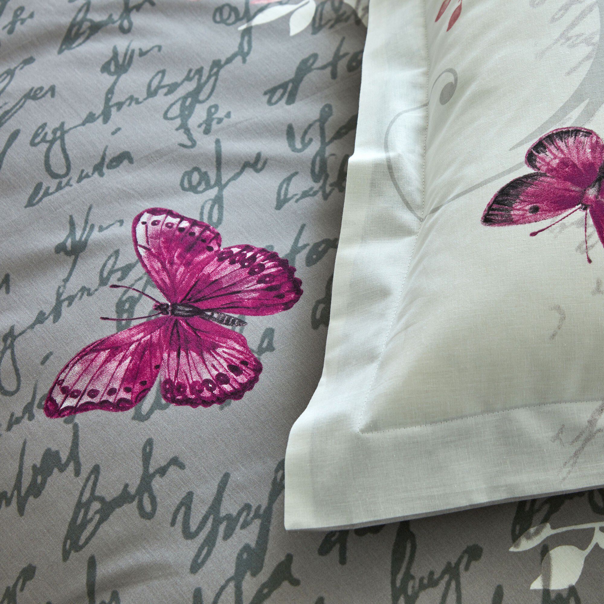 Linge de lit Célestine en coton imprimé fleurs et papillons
