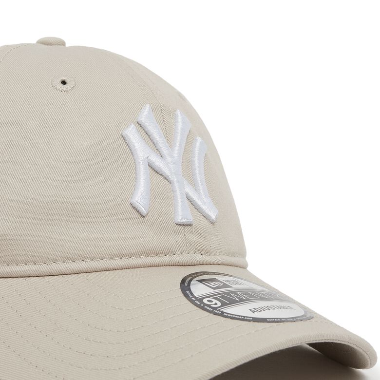 New Era League Essential 9Twenty® New York Yankees beige