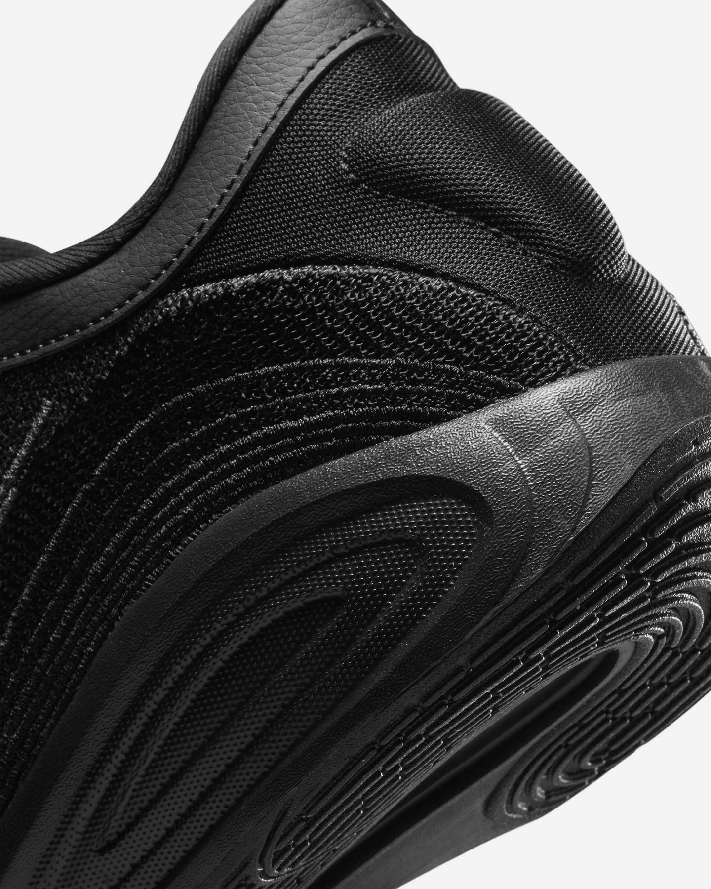 Skor Nike Gt Hustle Academy M FJ7791-001