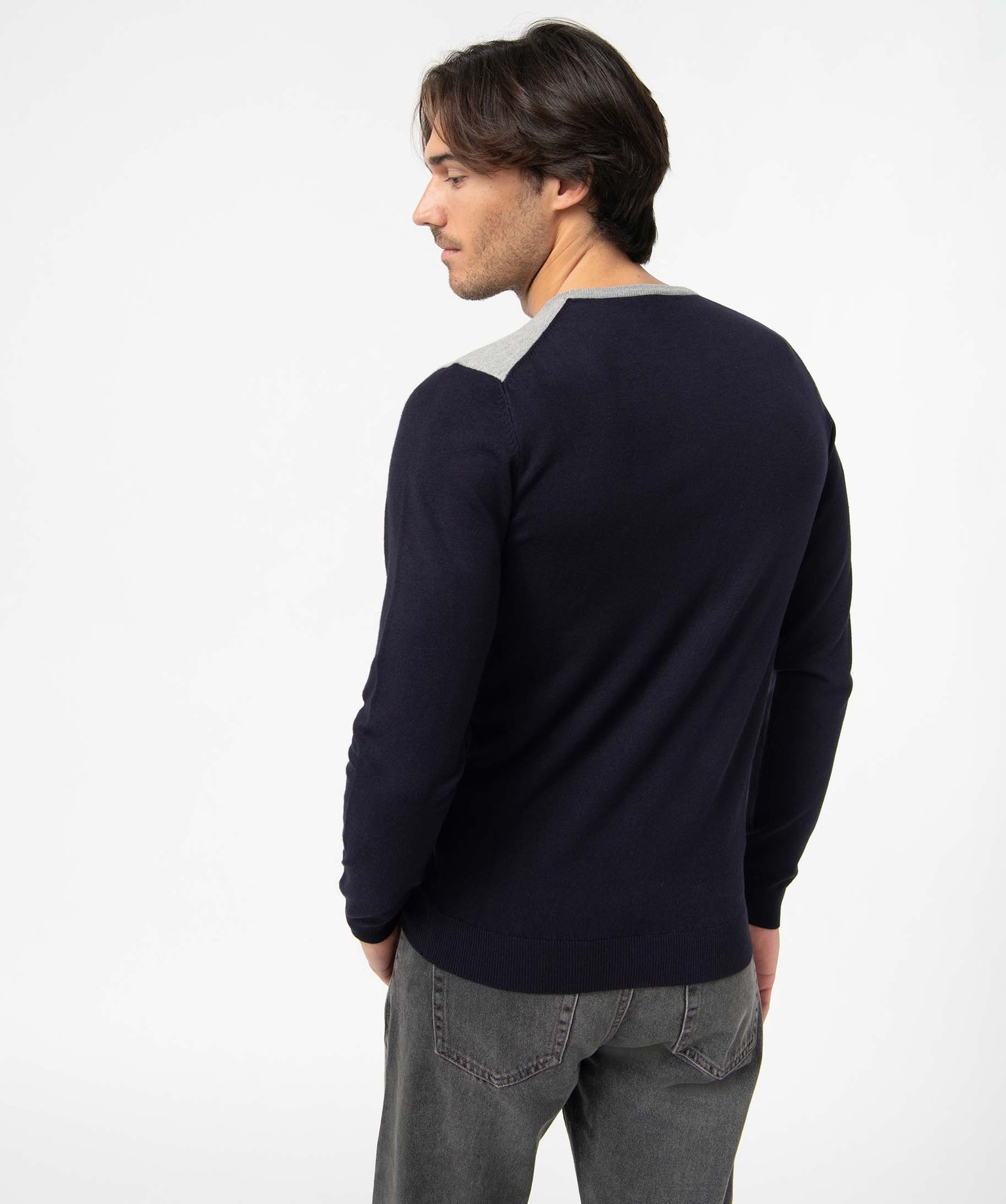 Pull homme tricolore en maille fine gris | GEMO