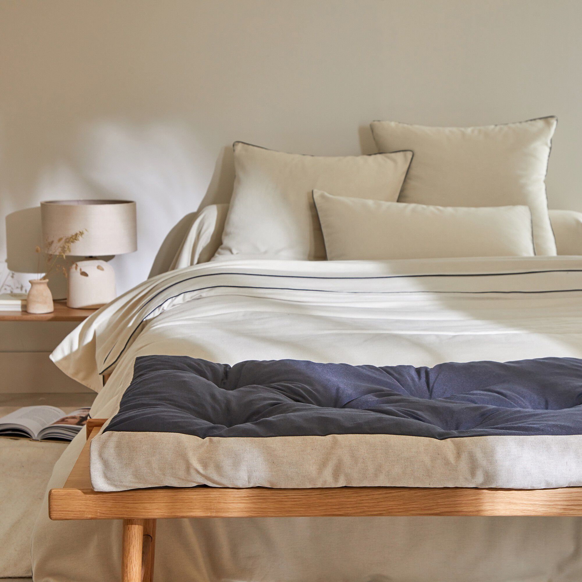 Long coussin de sol, collection 