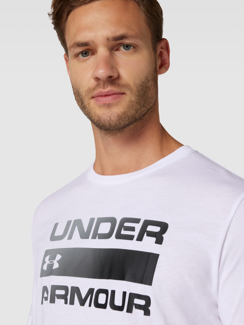 T-Shirt mit Label-Print in weiß